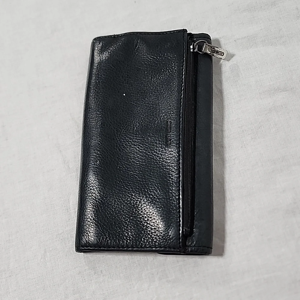 🤍 Vintage Fossil trifold checkbook wallet